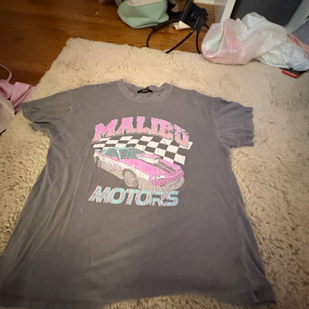 Forever 21 Gray Malibu Motors Graphic Tee